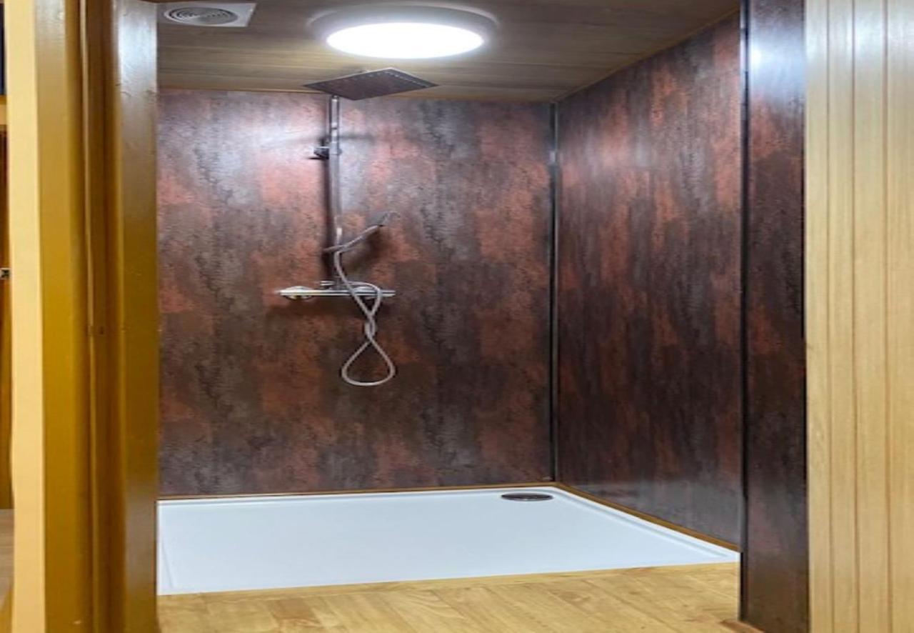 Ideal Abode Abbots 4 En-Suite Chester Dış mekan fotoğraf