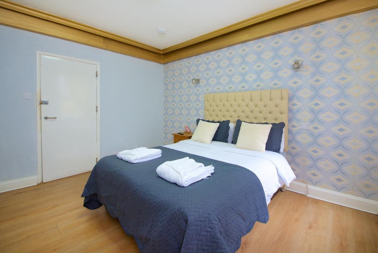 Ideal Abode Abbots 4 En-Suite Chester Dış mekan fotoğraf