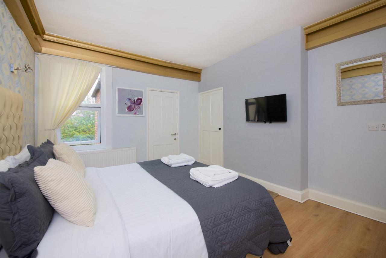 Ideal Abode Abbots 4 En-Suite Chester Dış mekan fotoğraf